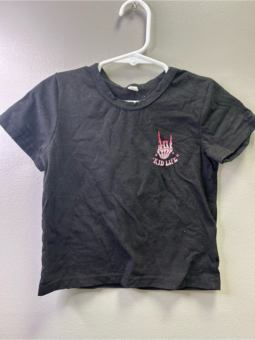 SHEIN Black Short Sleeve Tee with Pink 'Kid Life' Graphic